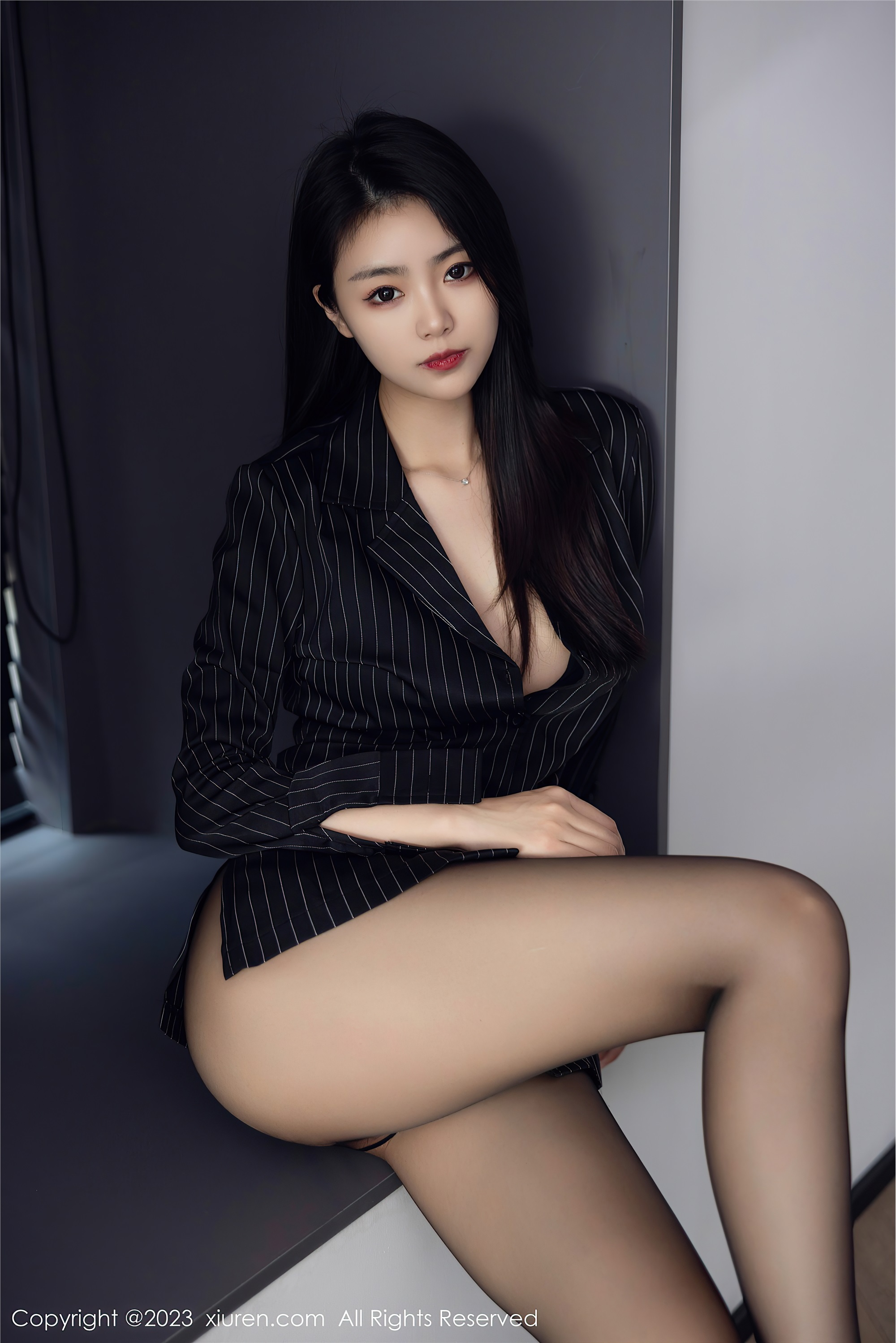 XiuRen秀人网  2023.05.05 NO.6677 可樂Vicky